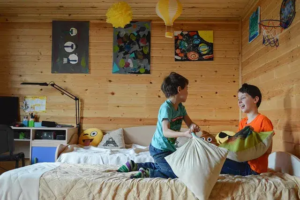 Desain Kamar Tidur Anak Minimalis dengan Menambahkan Aksesoris Anak